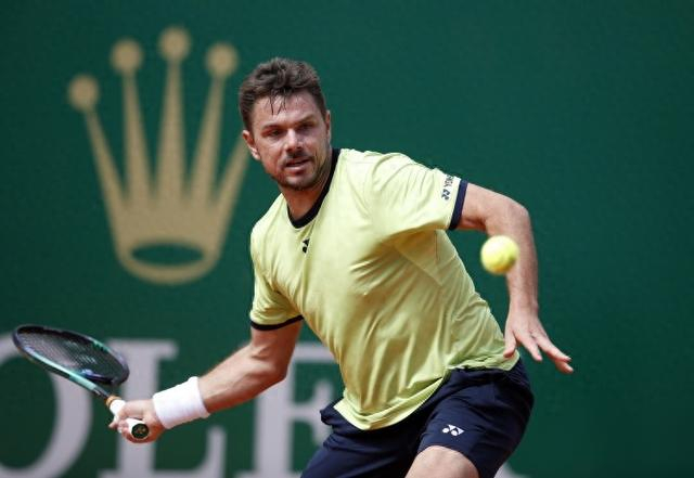 孔德在后场 孔德在后场